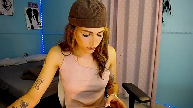 charlottesexxx online show from February 2, 6:51 pm