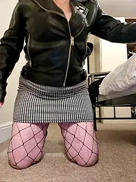 Sexhibitionistxh online show from November 19, 6:19 pm