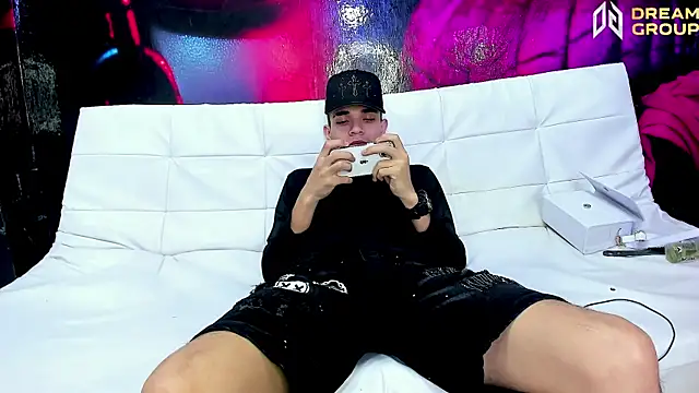 AmazingPartys online show from March 31, 2:55 am