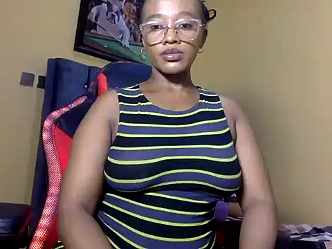 BOOTYBANGER24xx online show from February 4, 12:30 pm