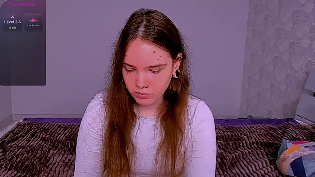 Janie JJ Curvie online show from April 21, 3:46 am