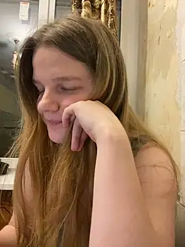 -MimmiLissa- online show from December 21, 7:40 pm