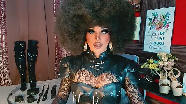 yummylollipop online show from December 5, 6:09 pm