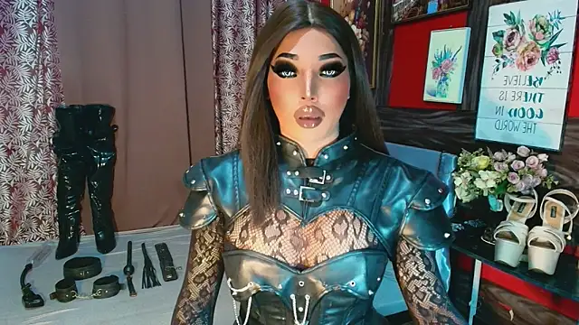 yummylollipop online show from December 19, 3:15 pm