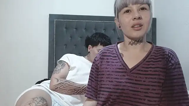 dulce maria x online show from March 31, 12:38 pm