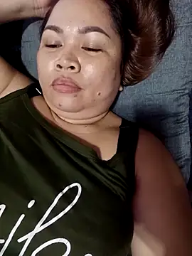 XXLorie 02 online show from October 30, 9:00 am