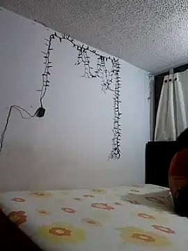 LUNAdeMARTE online show from October 1, 3:22 am