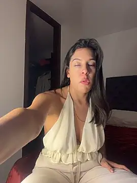 kamivolkano online show from November 9, 1:22 am