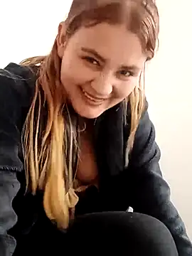 Mia davis01 online show from April 11, 9:29 pm