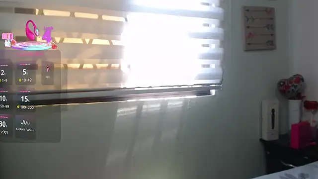 matureluna online show from October 9, 6:01 pm