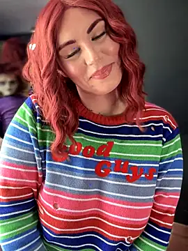 lovely beast online show from October 21, 5:17 pm