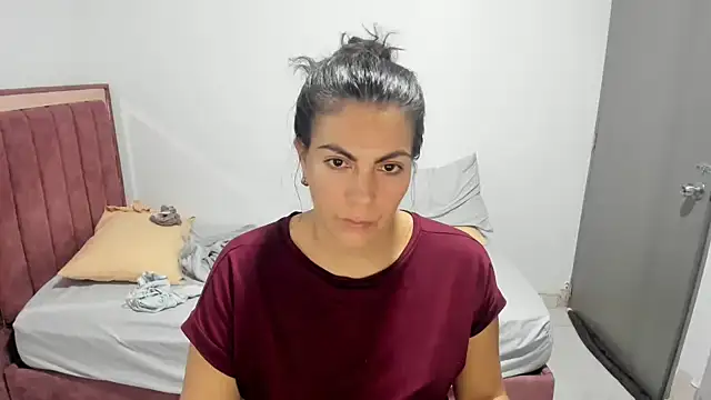 nicoledavis online show from November 7, 3:12 am