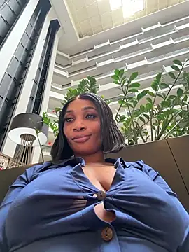   Nessa   online show from December 21, 3:49 pm