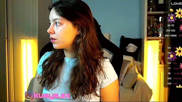 Snapshot of KusyaSex chatting on October 8, 1:59 pm KusyaSex online show from October 8, 1:59 pm