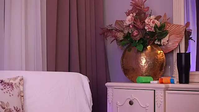 FeliciaKrige online show from September 11, 8:31 pm