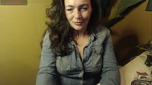 cloe85nl online show from November 29, 2:32 pm