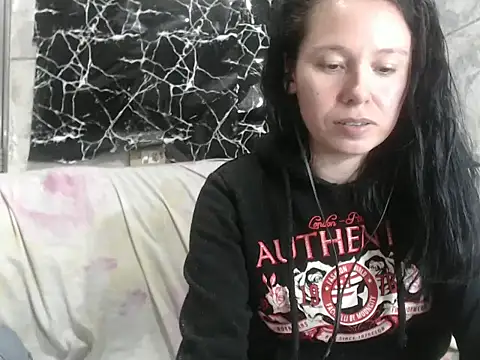 Venusluxodomme online show from June 13, 4:43 am