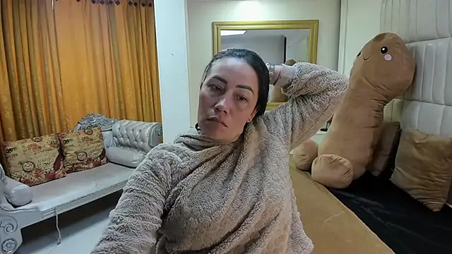 gaby trent online show from October 10, 1:38 pm