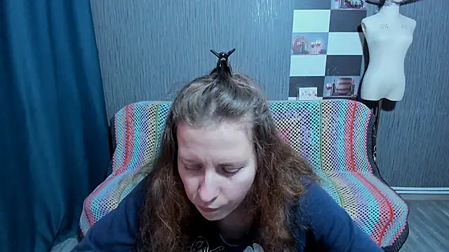 pa1e pr1ncess online show from March 14, 9:10 am