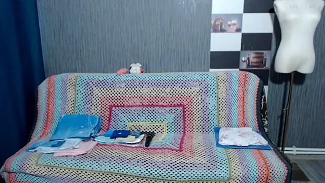 pa1e pr1ncess online show from April 6, 5:52 am