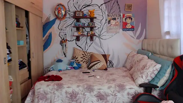 LinzyBaner online show from January 7, 10:13 pm