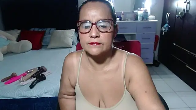 pervert mommy  online show from February 3, 10:42 am