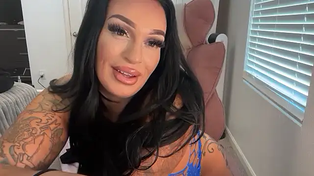 Tiffanyfoxxx88 online show from June 17, 9:38 pm