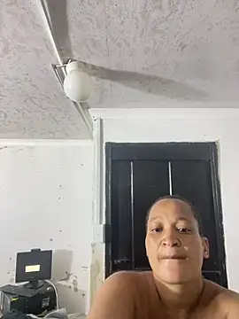 XHotJuicyBootyXX online show from May 3, 1:03 pm