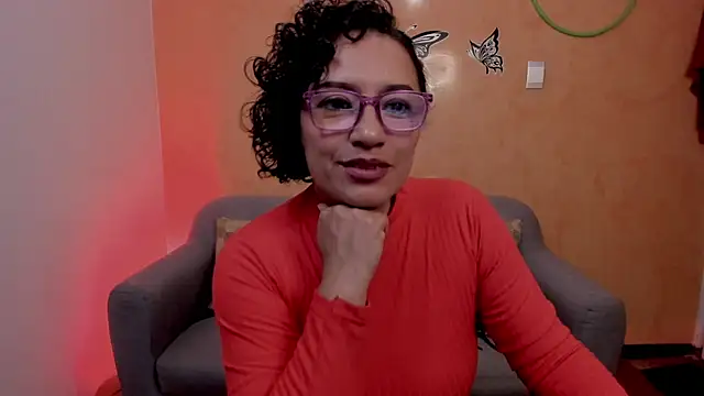 scarlet wet online show from March 27, 10:10 pm