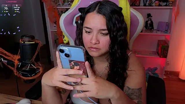 Snapshot of Sweet_sully__ chatting on October 10, 9:03 am Sweet sully   online show from October 10, 9:03 am