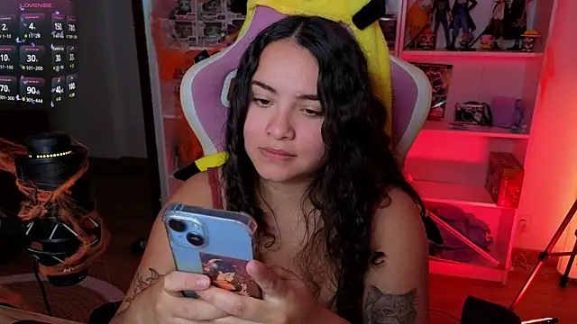 Snapshot of Sweet_sully__ chatting on October 16, 8:50 am Sweet sully   online show from October 16, 8:50 am