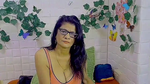 IndianAllure online show from September 11, 5:52 am