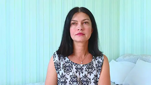 Snapshot of _Lily_ chatting on September 12, 7:40 am  Lily  online show from September 12, 7:40 am