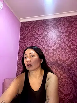 juliana diaz online show from October 20, 11:24 am