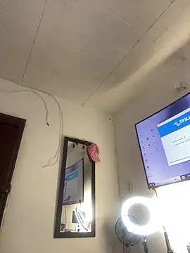 AlondraDiossa03 online show from September 13, 7:00 pm