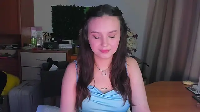 DoraCharmer online show from July 14, 2:01 am