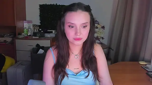 DoraCharmer online show from July 14, 2:05 am