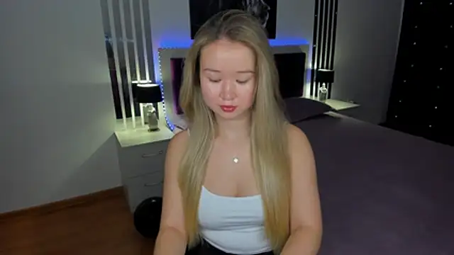 PollyOcean online show from November 5, 5:56 am