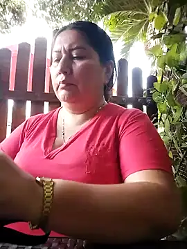 Brenda Berck  online show from March 31, 9:15 pm