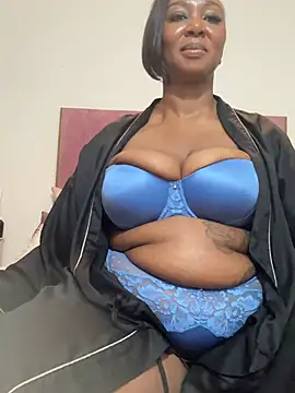 Bootyliciouse21X online show from March 30, 10:59 am