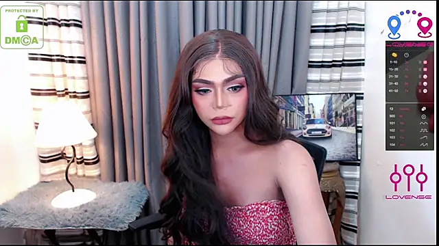 Fantacyoflove online show from October 1, 7:08 pm