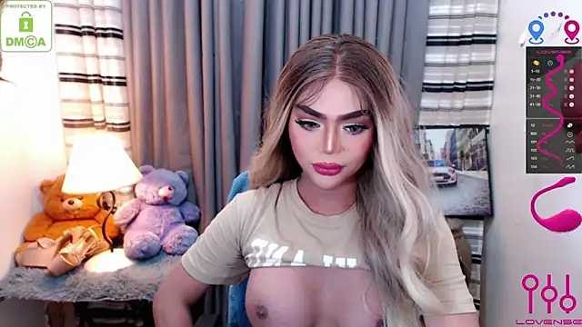 Fantacyoflove online show from November 28, 6:33 pm