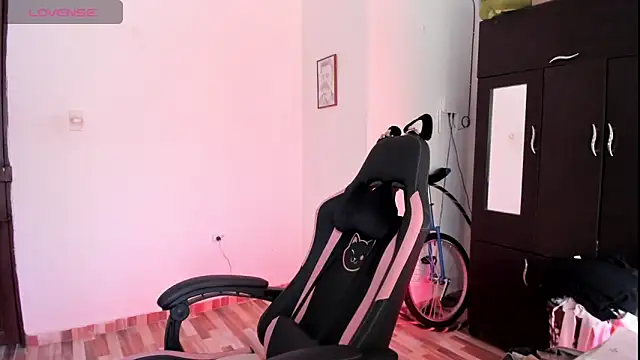 adrena 10 online show from March 28, 8:19 pm