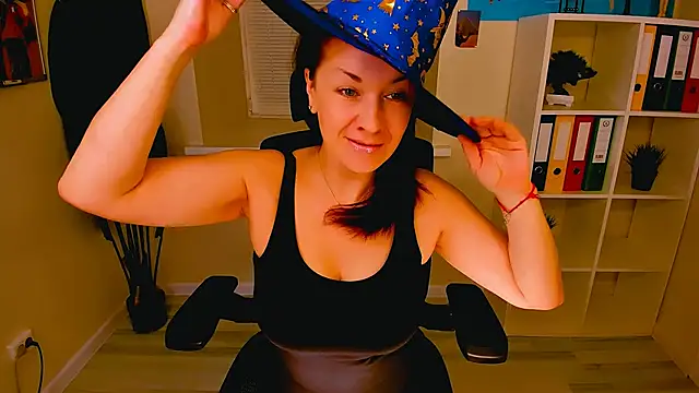 AnaMills online show from October 29, 10:30 am