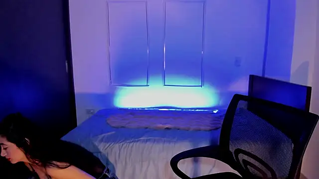 MeganWhite3 online show from March 5, 2:18 am