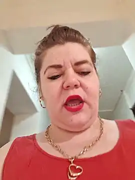 cindybbwsquirt online show from May 28, 3:48 am