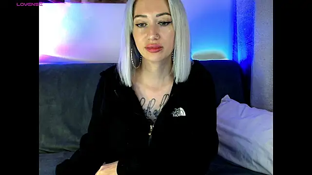 Fuck-Gina online show from September 9, 11:15 pm