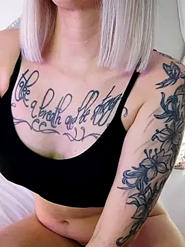 Fuck-Gina online show from December 17, 11:25 am