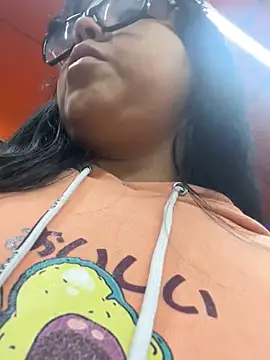 LillyCandy online show from November 9, 10:49 pm