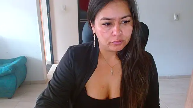 Ixchel Anaid online show from April 10, 12:22 pm